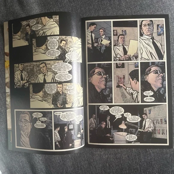 Marvel Comics: Daredevil #32 - Picture 4 of 5